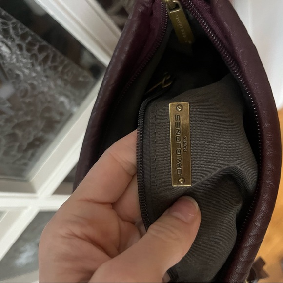 David Jones Burgundy Leather Crossbody Bag | Timeless Designer - Picture 6 of 8